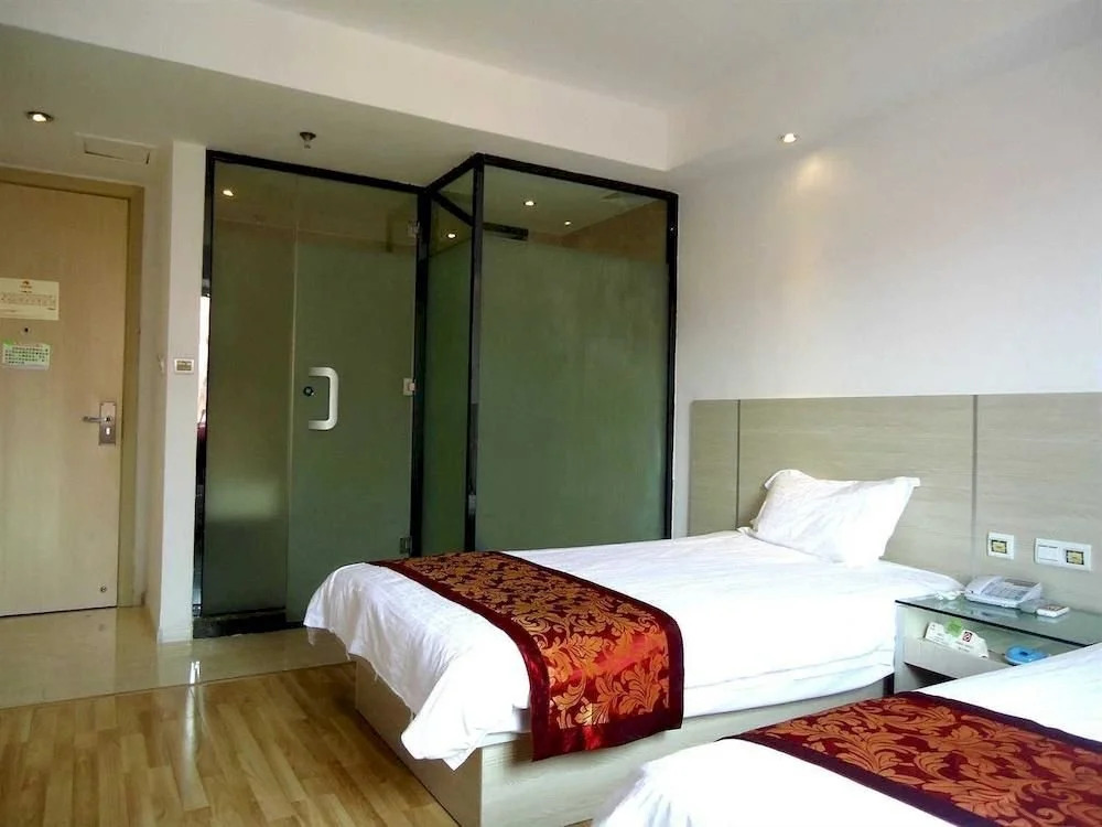 Greentree Alliance Beihai Guangdong Road Shangyejie Hotel
