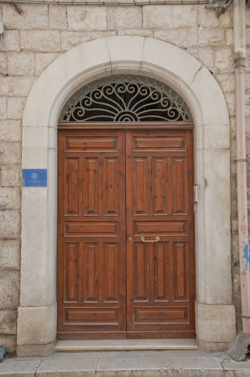 Sotrani