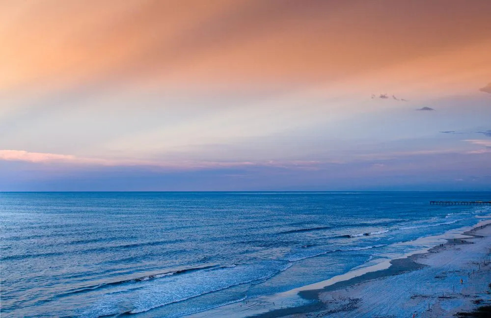 Holiday Inn Express & Suites Oceanfront Daytona Beach Shores by IHG