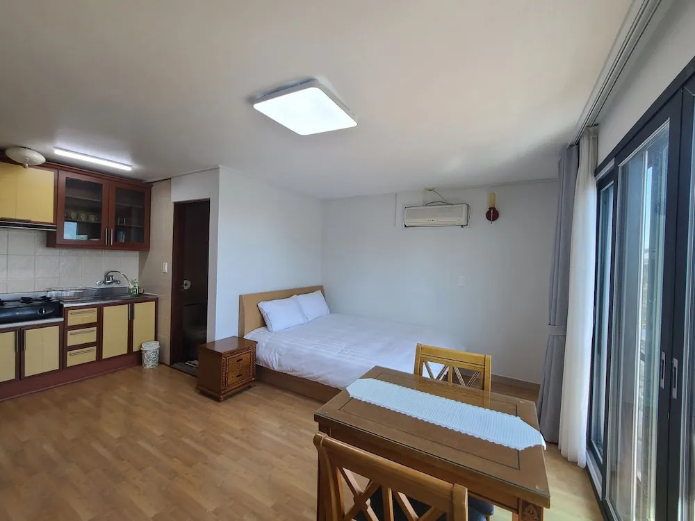 Hera Castle Pension