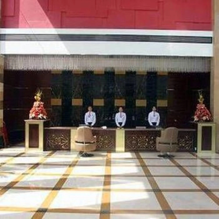 Golden Luck Hotel
