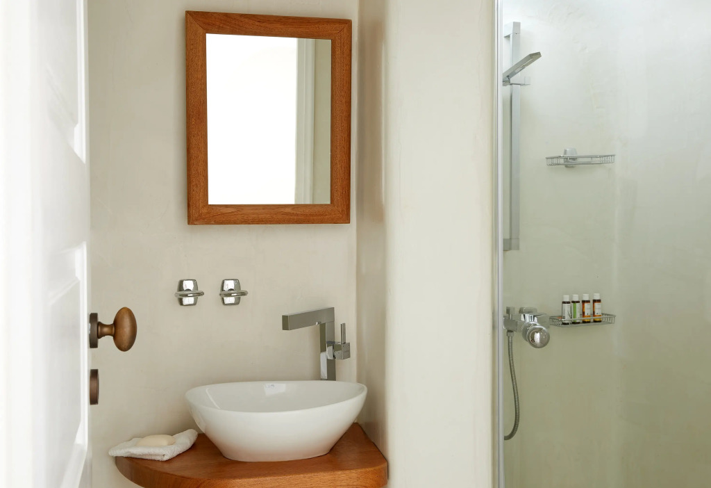La Perla Villas and Suites