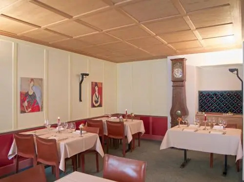 Hotel Suisse, Swiss Alpine Charm