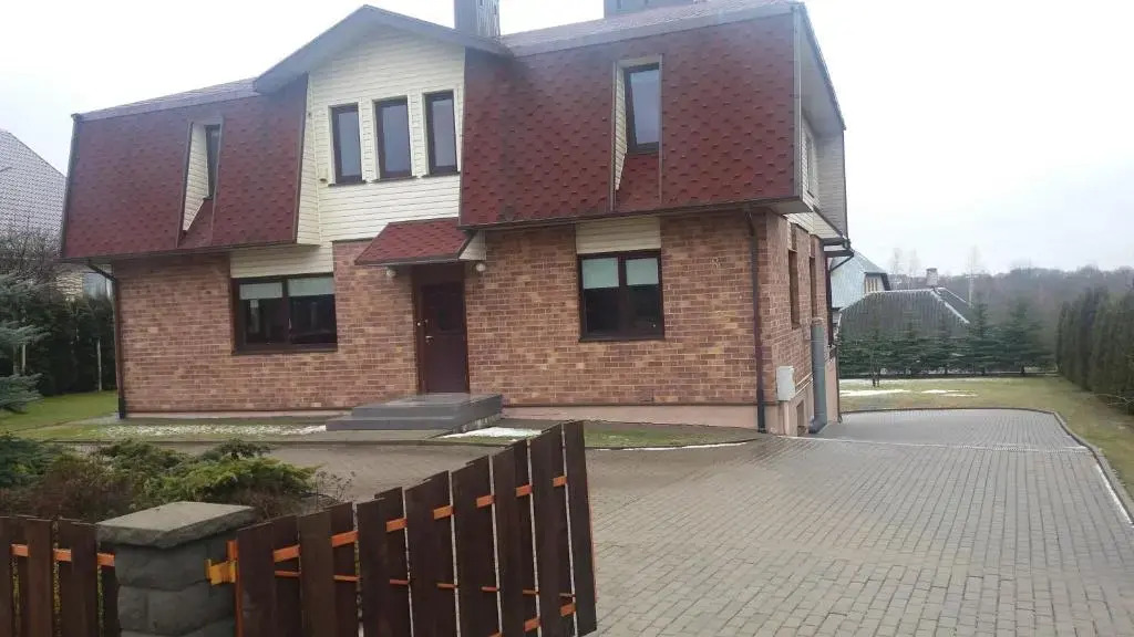 Vidų Guest House