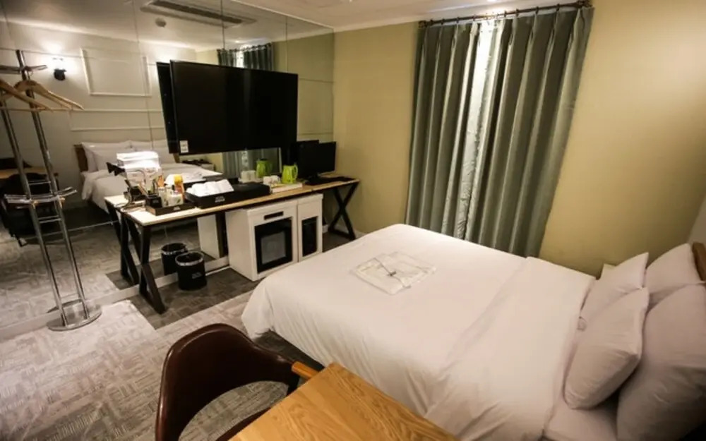 Hotel Avenue