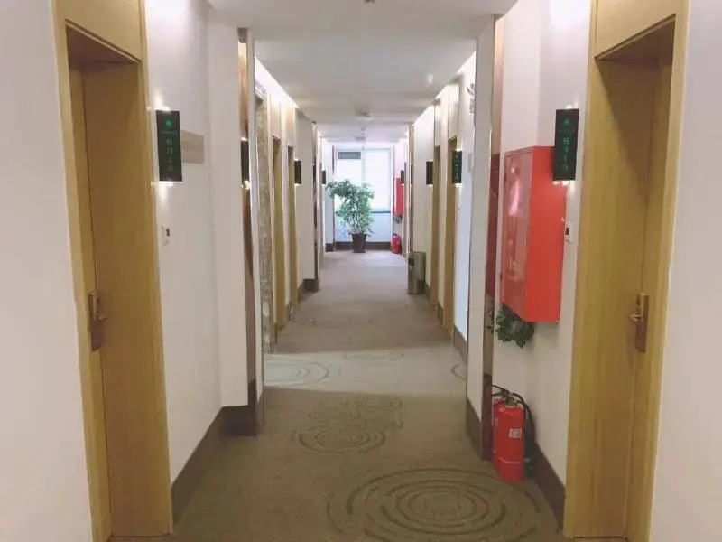 GreenTree Inn Langfang GuAn County Xinyuan Street Express Hotel