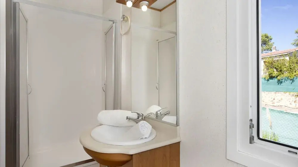 Araceli in Vidreres With 3 Bedrooms and 2 Bathrooms