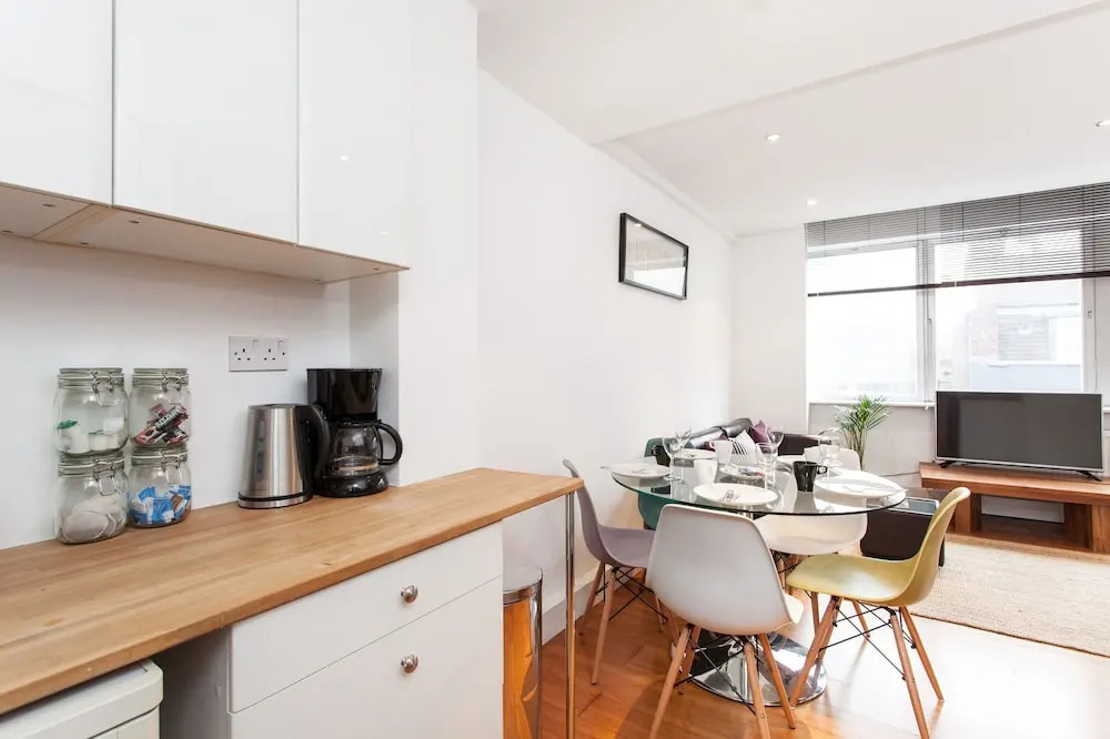 Spacious Apartment Berwick St &Oxford St