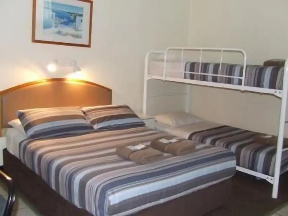 Aquarius Motel