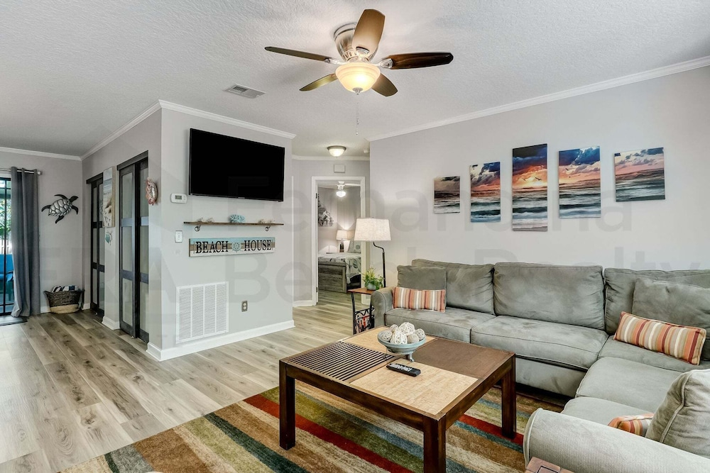 2113 Talbot Ct