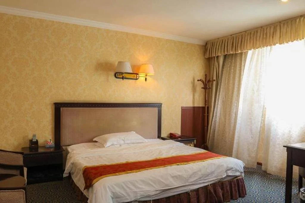 Shangxi Deng Holiday Hotel