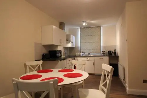 Salisbury Renovated Apartment