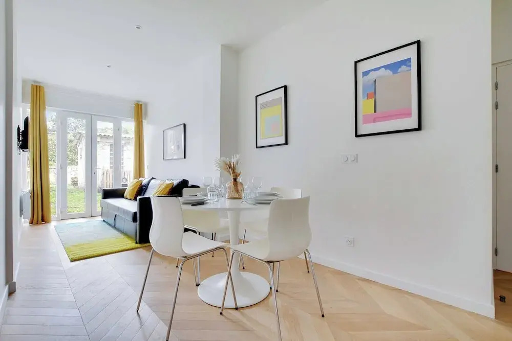 Apartment for 4 Person in Nanterre