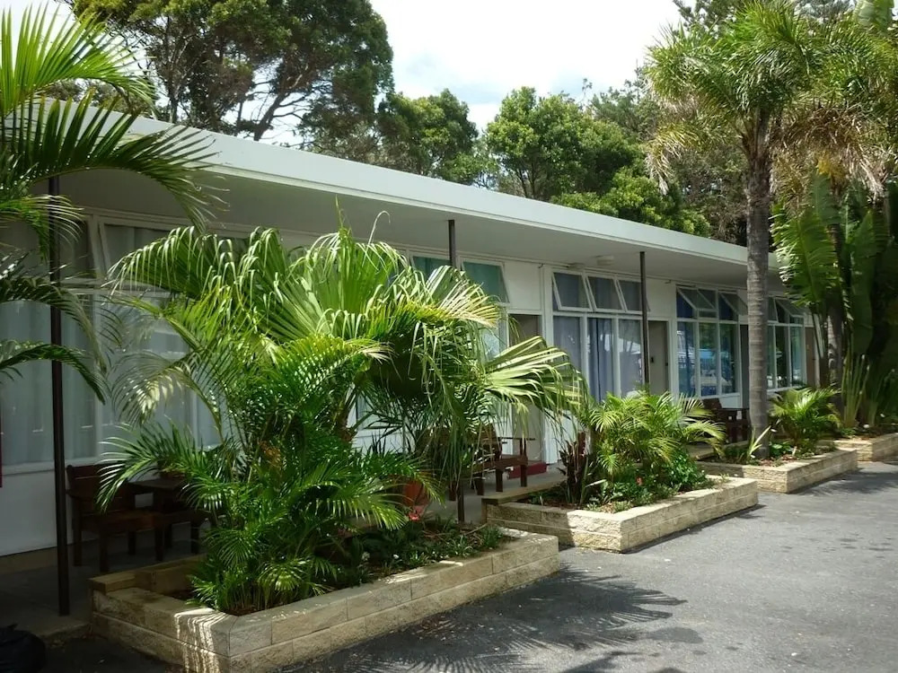 Park Beach Hotel Motel