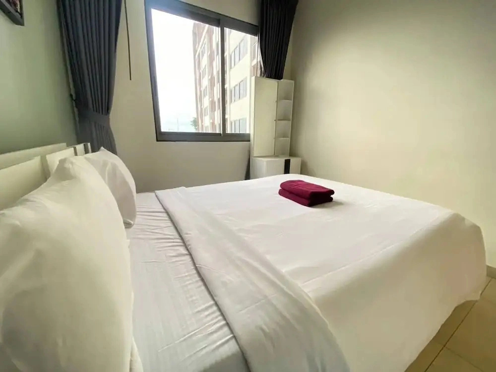 2 Bed Room High Floor Sea View Unit