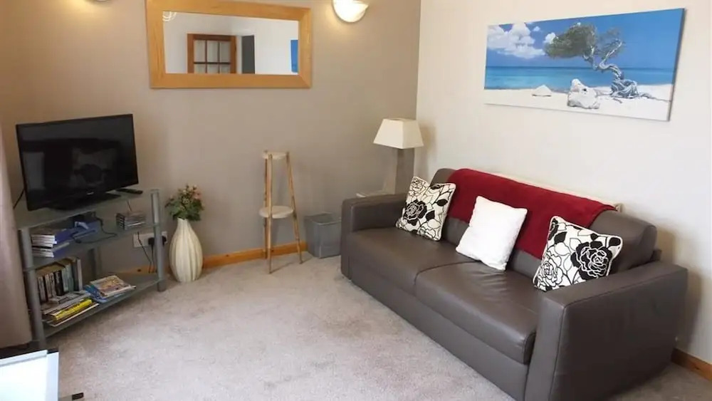 Harbour Court 5
