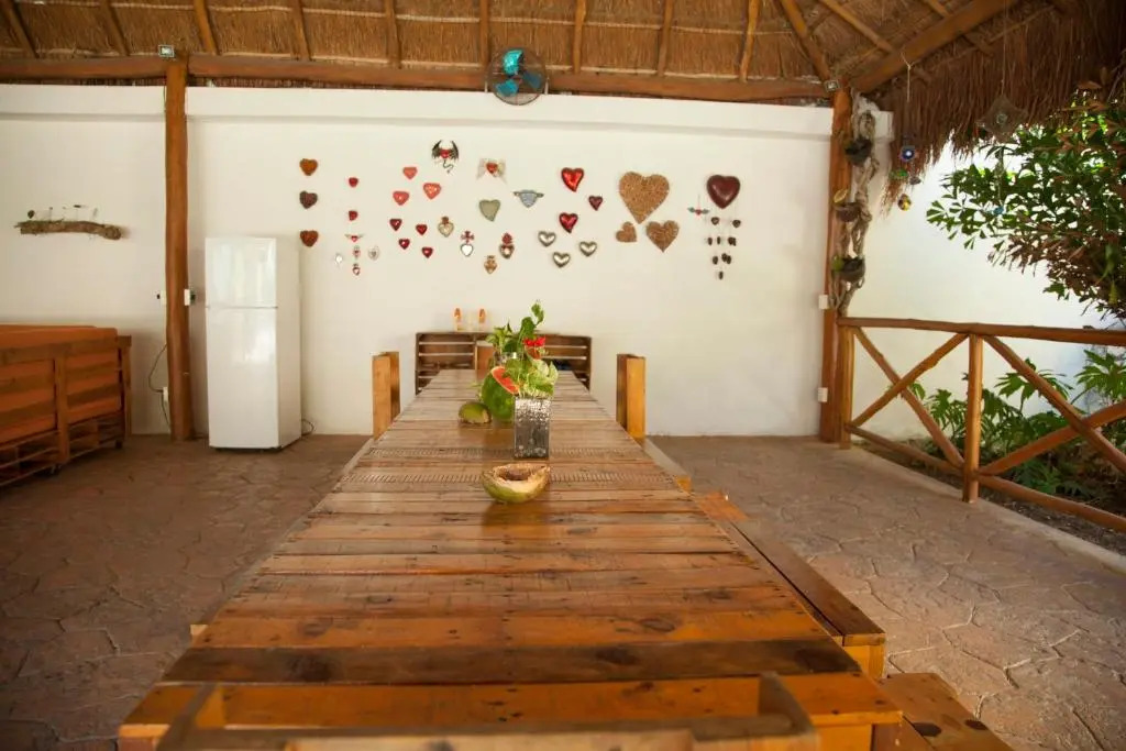 Beautiful Private Villa for 16 PAX with garden, BBQ and pool, Playa del Carmen