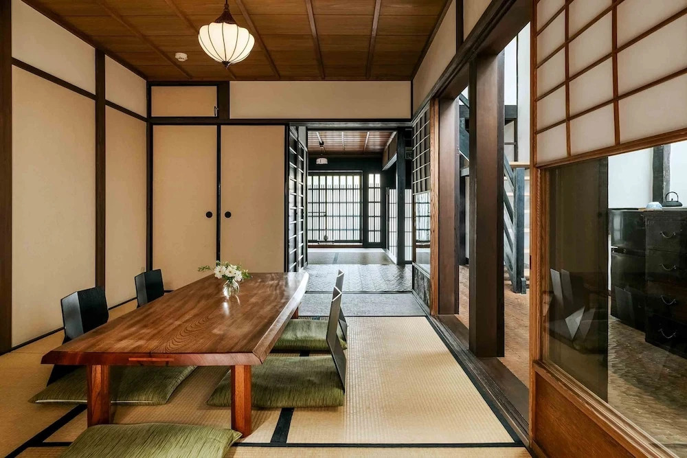 Hatoba an Machiya House