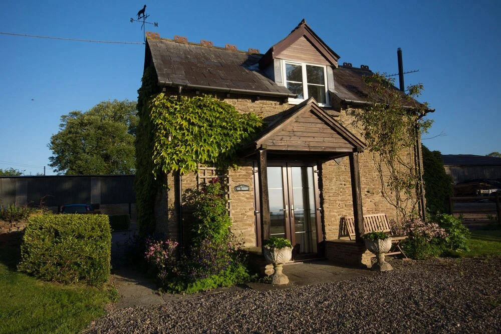 Hills Farm