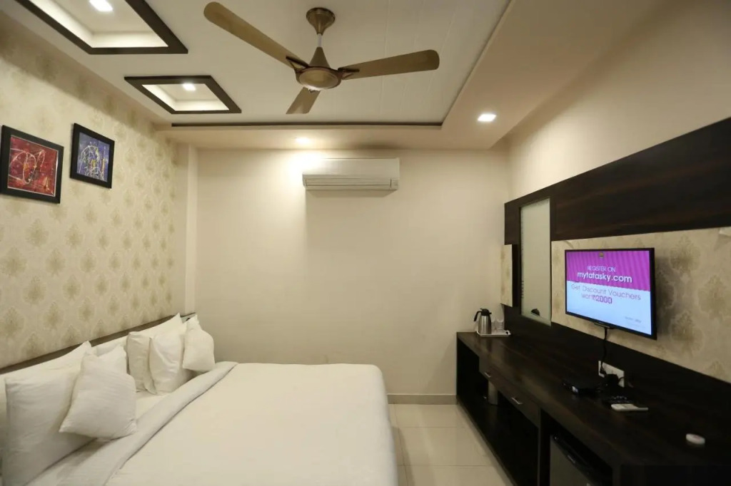 Hotel Ambience Jhansi