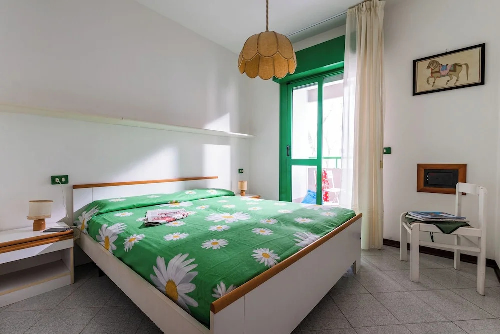 Warm and Bright Apartment in Bibione Near the sea