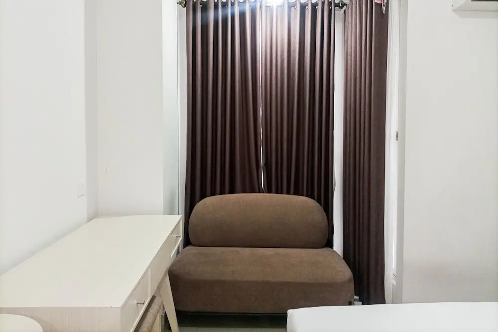 Modern Look And Comfortable Studio Barsa City Apartment