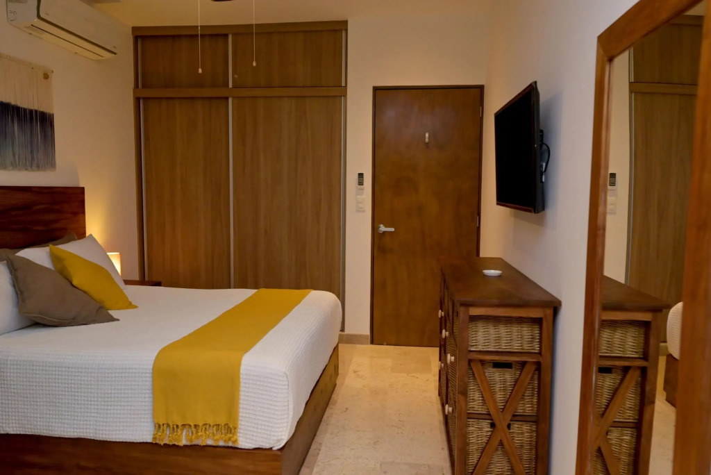 Brand New Lovely 1BR Apartment | PDC | Rooftop Pool, Gym & Pool Table | Nice Amenities