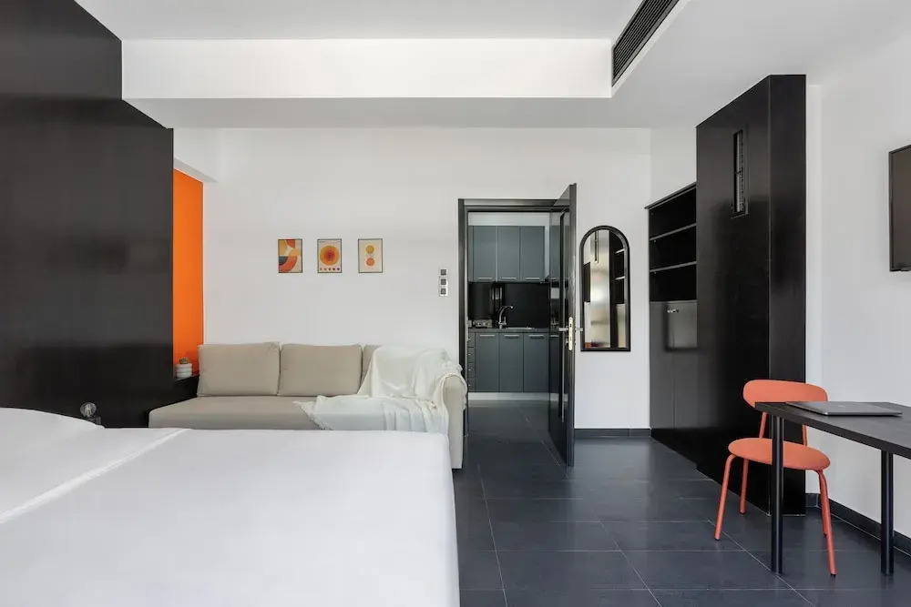 THE URBANIST •inner city residences•