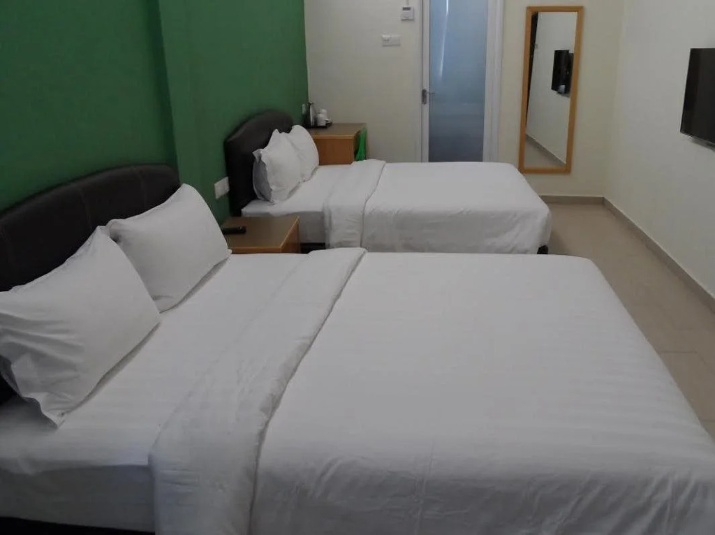 Hotel Grand Court Inn