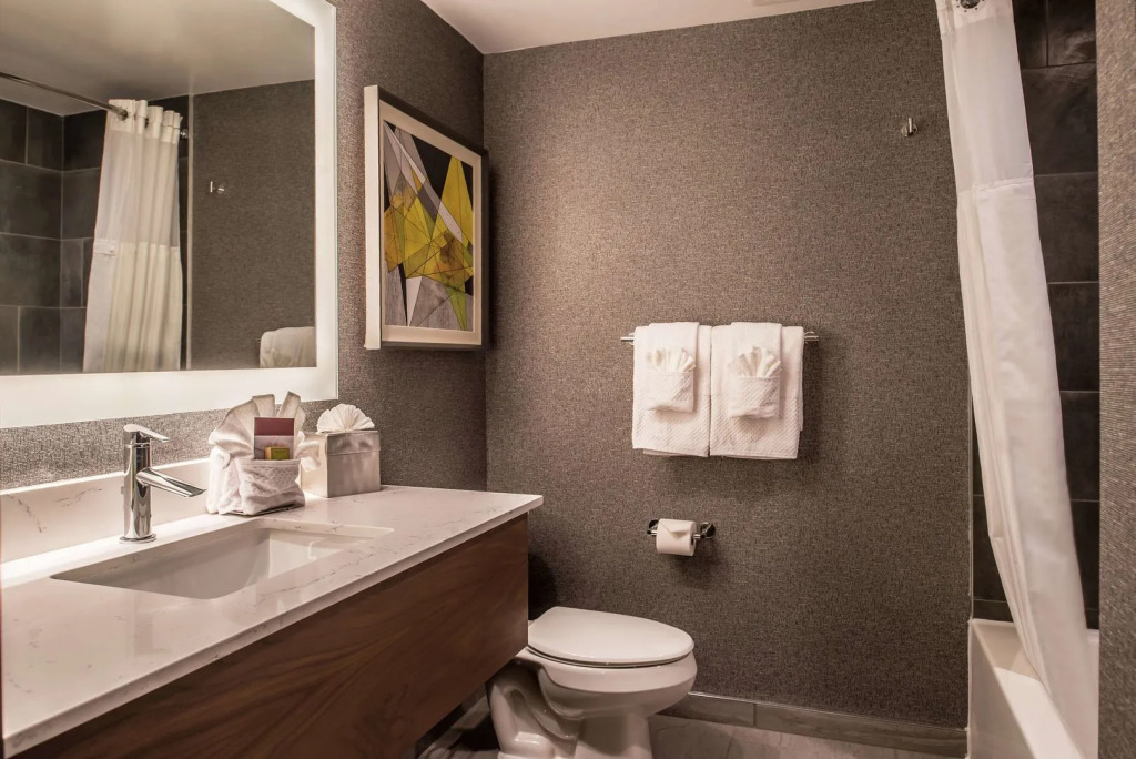 Doubletree By Hilton Lafayette East
