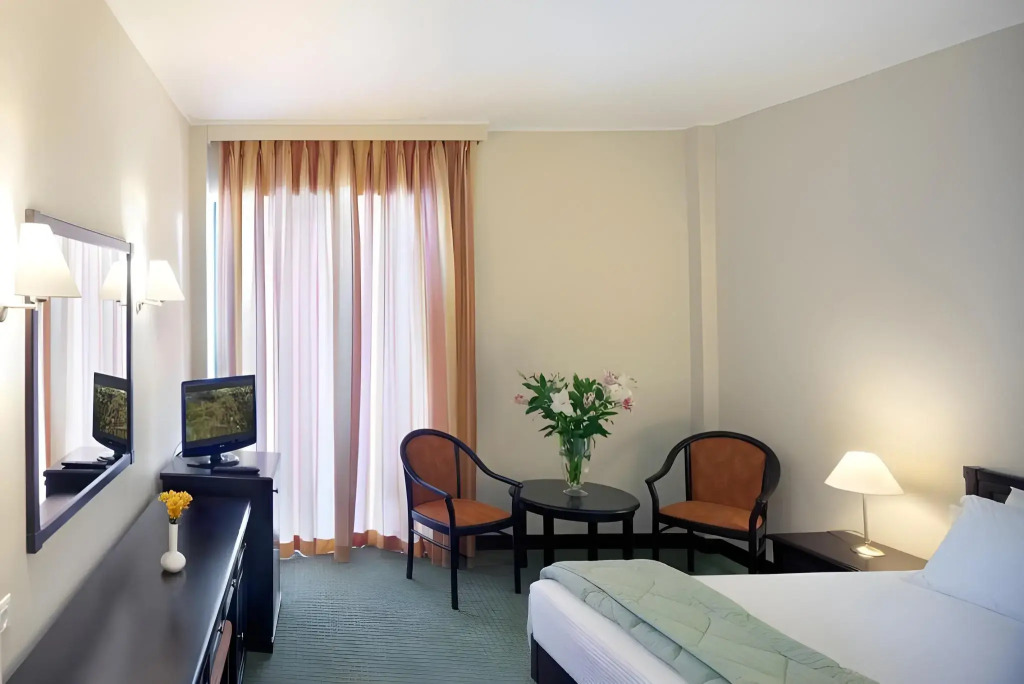 Margarona Royal Hotel