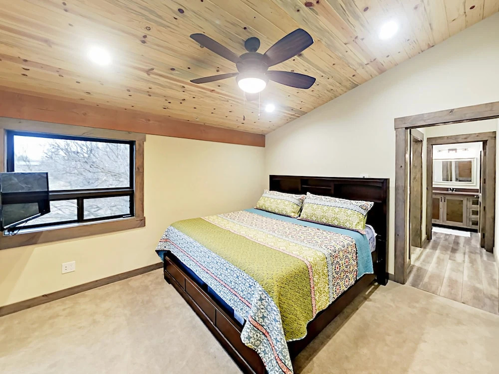 South Bill Creek Home 3 Bedrooms 2.5 Bathrooms Home