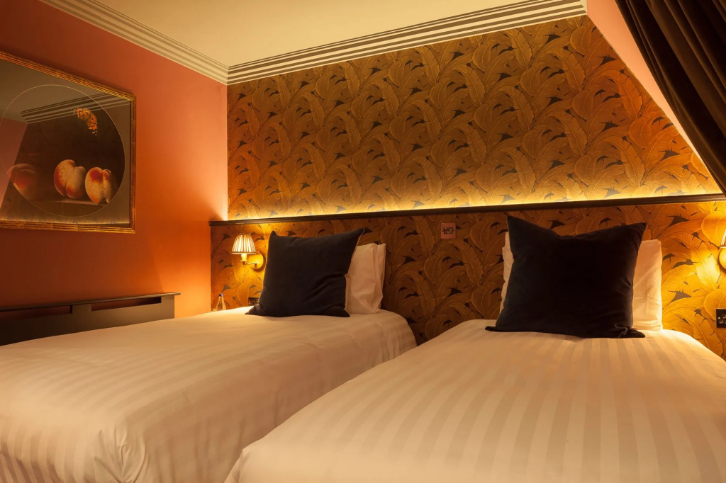 House Belfast Hotel