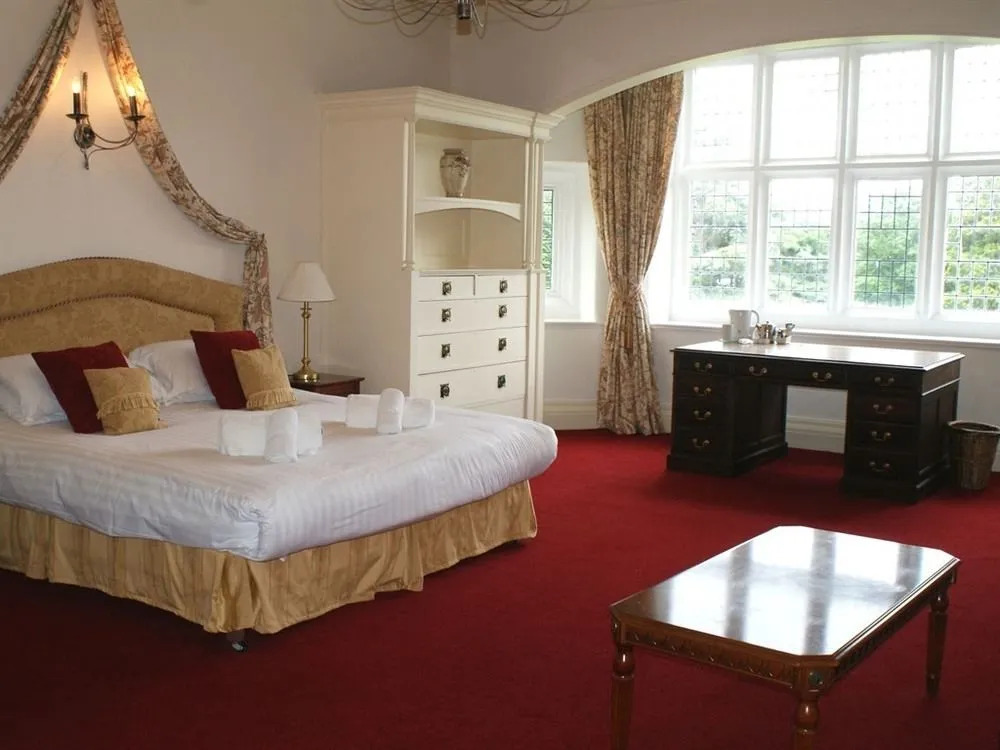Caer Rhun Hall Hotel