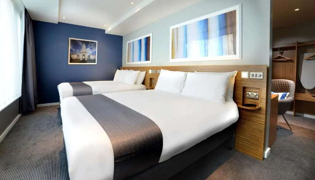 Travelodge PLUS Dublin City Centre