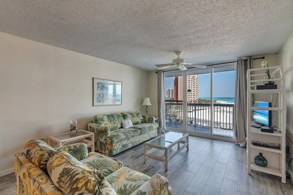 Pelican Beach 0413 2 Bedroom Condo by Pelican Beach Management