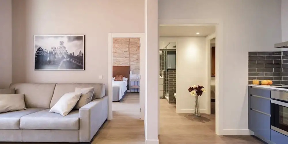 Pau Claris - Design apt next to Paseo de Gracia