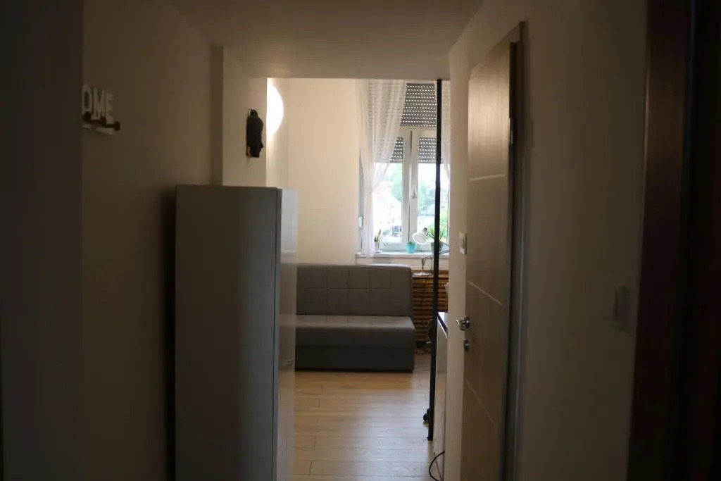 Apartment F6