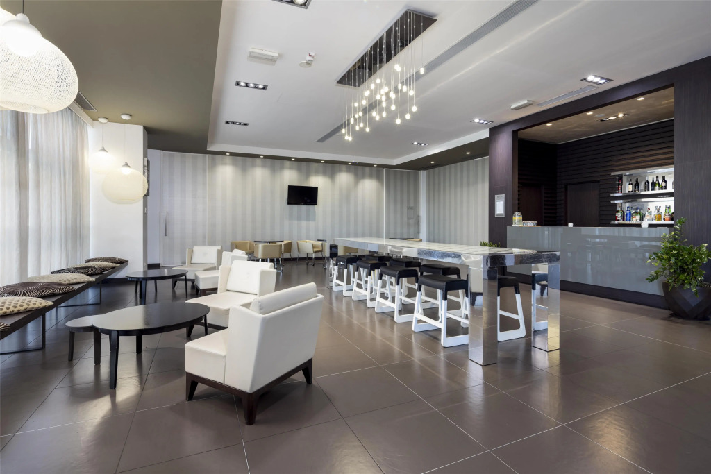 Best Western Premier CHC Airport