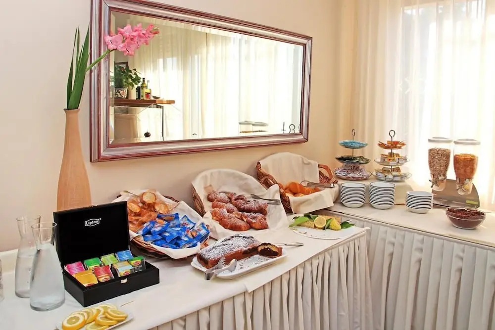 Hotel Mediterraneo