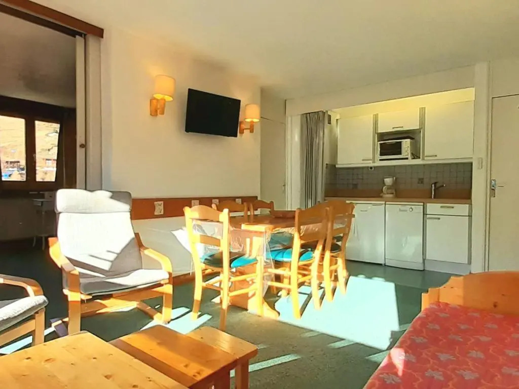Appartement La Plagne, 3 pièces, 6 personnes - FR-1-351-2