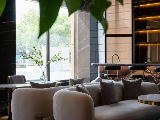 Xiangyang Xiyue Carrey Hotel