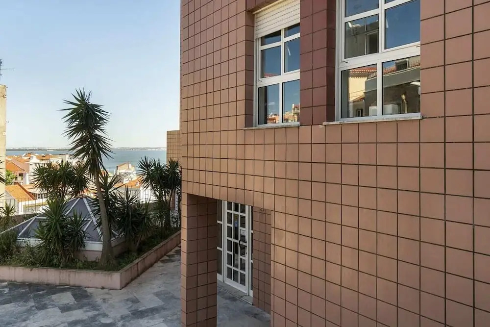 Stunning Views 1bedroom Flat in Graça