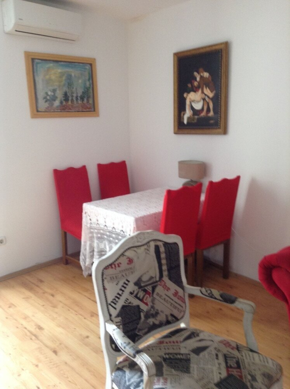 Kulusic (Private Accommodation)