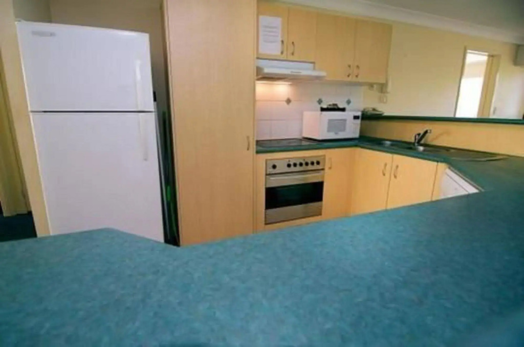 Blue Water Bay Luxury Villas - Southport