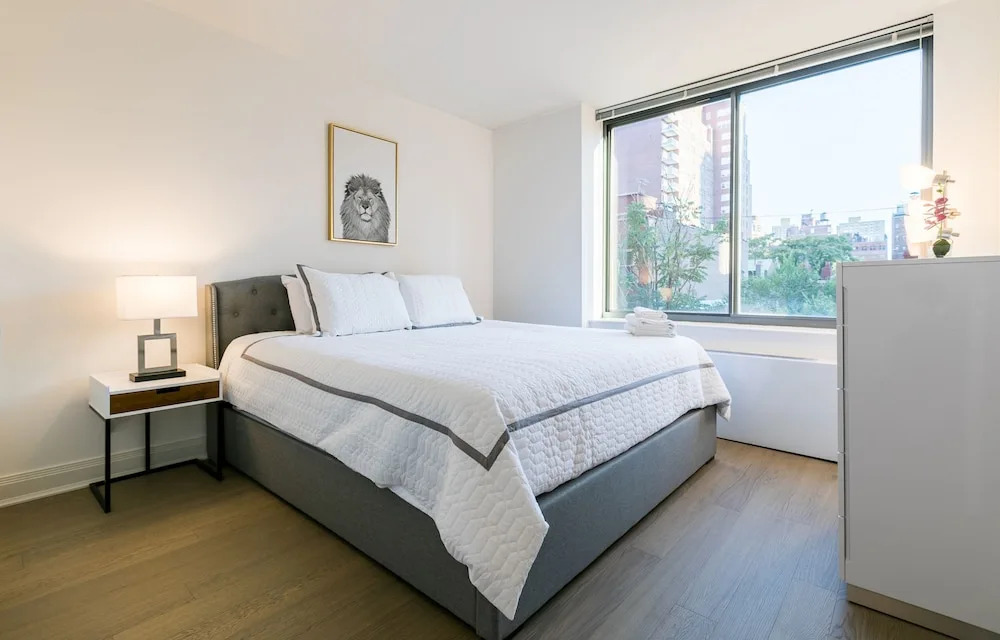 Beautiful 1 Bed Fully Furnished Apartment