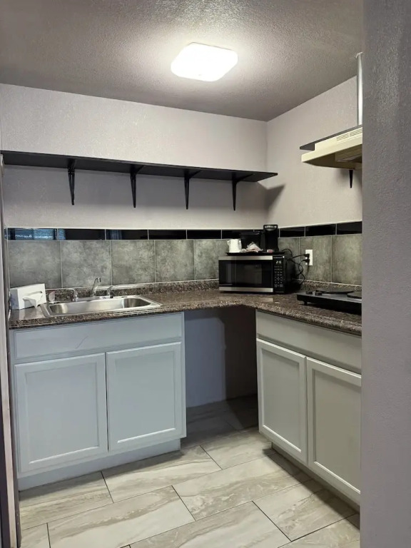 Rodeway Inn & Suites