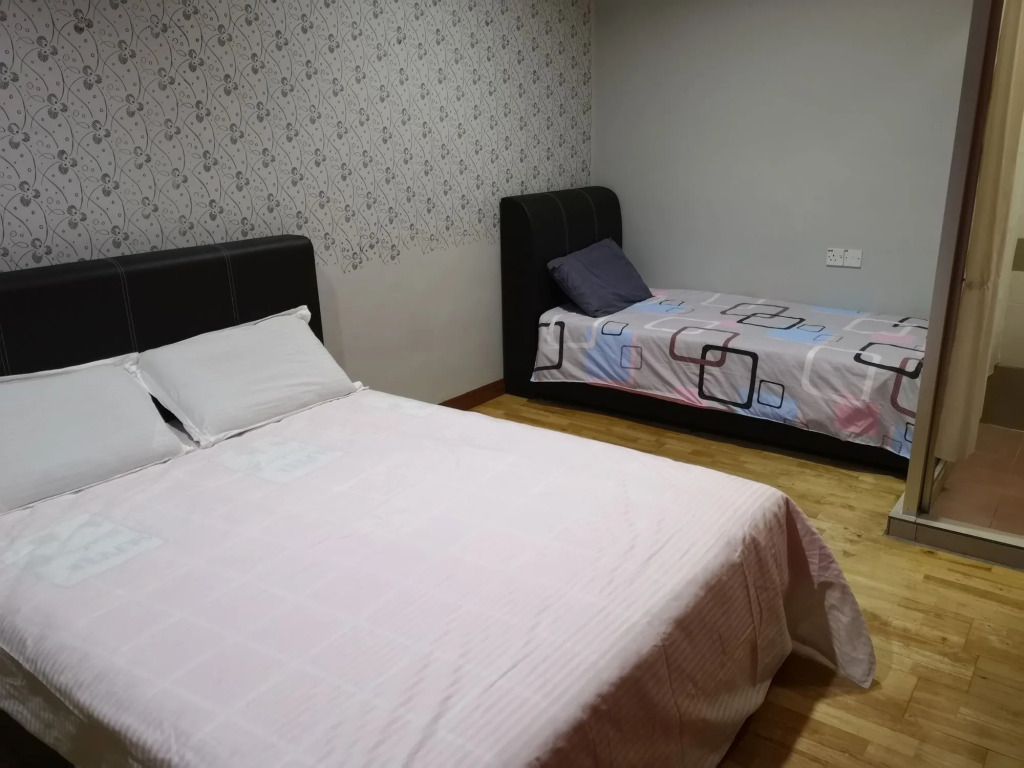 Home Inn Hotel