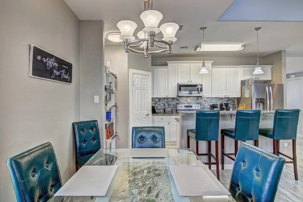 Safe Harbor - 3 Br Townhouse