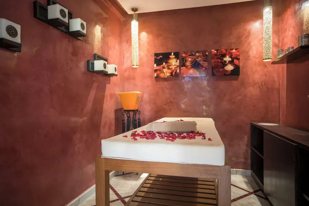 Palais Gen Eden Marrakech – Séjour VIP avec Piscine, Restaurant et Services Premium